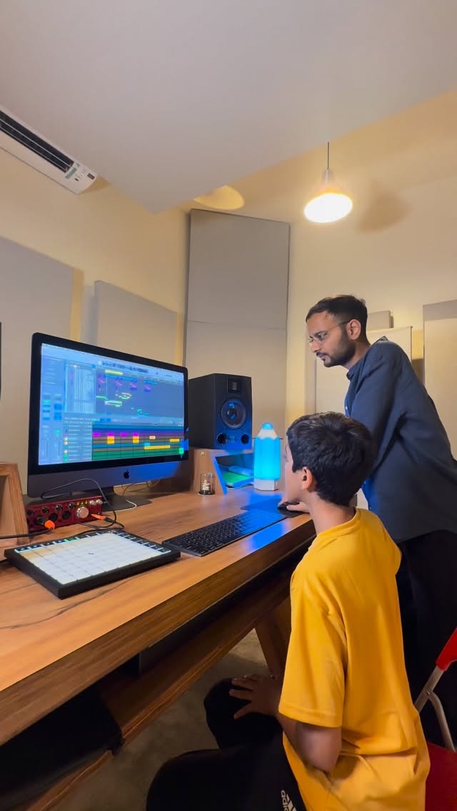 SUMMER MUSIC PROGRAM FOR TEENS (13–18)
Looking for something productive and creative this summer?
At #musicislife, we’re launching a 4-week hands-on program where students will:
• Learn music production using GarageBand (Mac/iPad)
• Create their first track
• Try out beginner DJing on real equipment
• Understand real career paths in music
At the end of the course:
• Final showcase for parents
• Completion Certificate
Starts in April | 4 days/week | 2 hrs per session |4 weeks
Only 10 students
#pune #summercourse #teens #musicschool