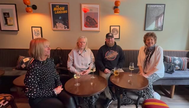 We made some amazing new friends @flatearthbar today … and now they are future @dragonsihc fans! They also won a bottle of wine for playing our little game! #effingterrible #hockeyisfamily #bemoredragon