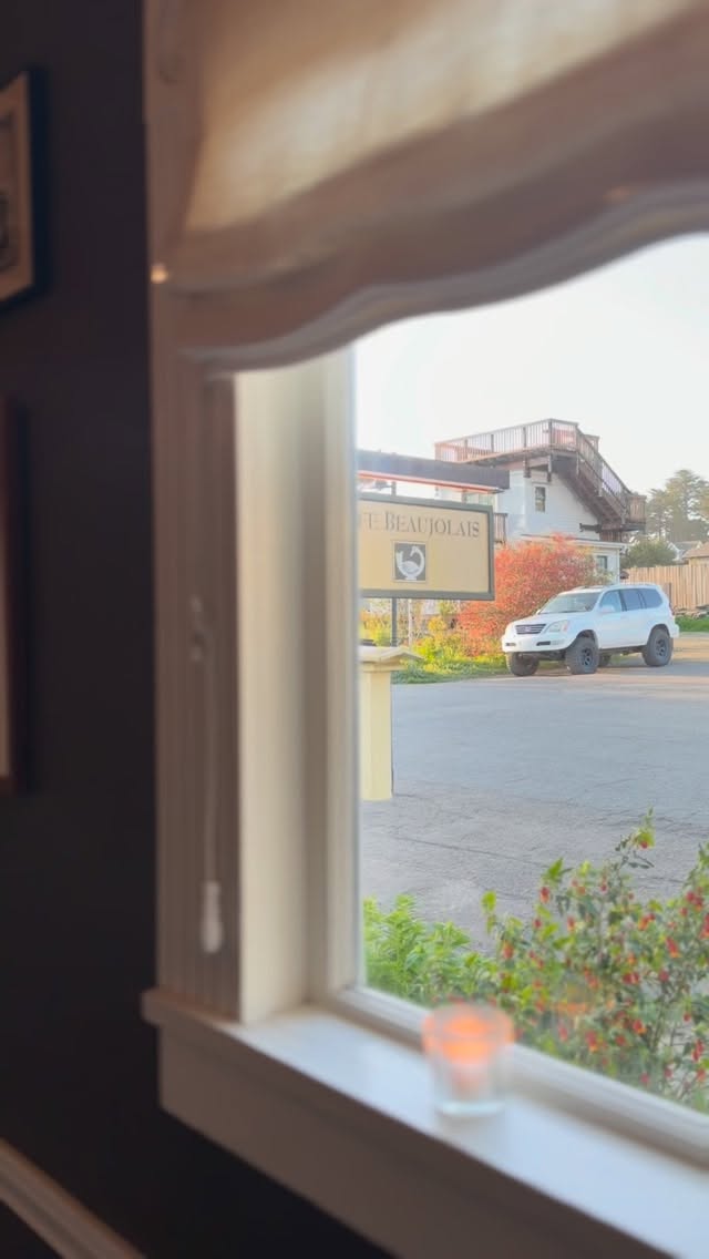 It’s officially spring. 🌿
Longer days, vibrant flavors, and evenings worth lingering over.
Join us in the village.
#Spring #FineDining #Reservation #DateNight #Mendocino