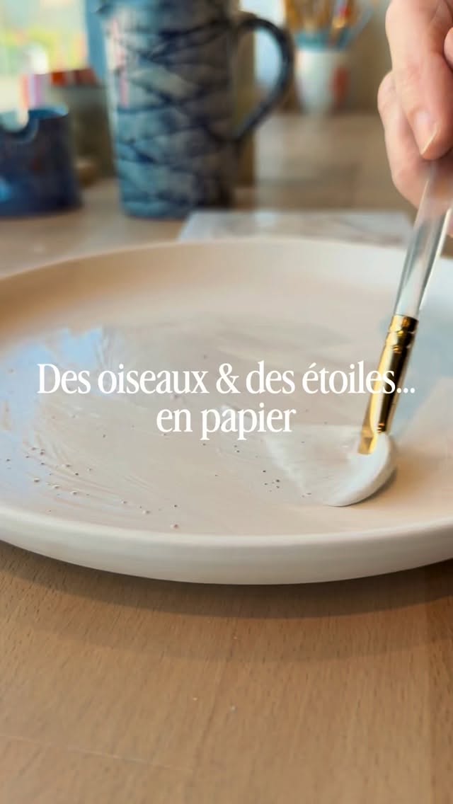 Un peu de papier, un peu de couleur… ✨
et la magie opère 💫
Viens essayer à l’atelier 💛