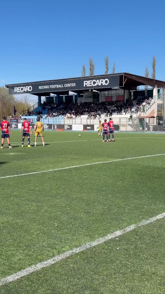 Chirurgico 🩺🎯 @beppediglio8
Forza ragazzi 🔥
#wearechisola