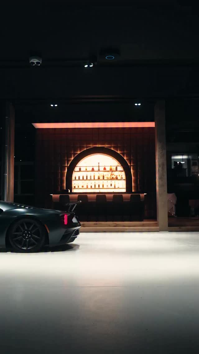 Hidden in the dark. Impossible to ignore.
#Ford #GT