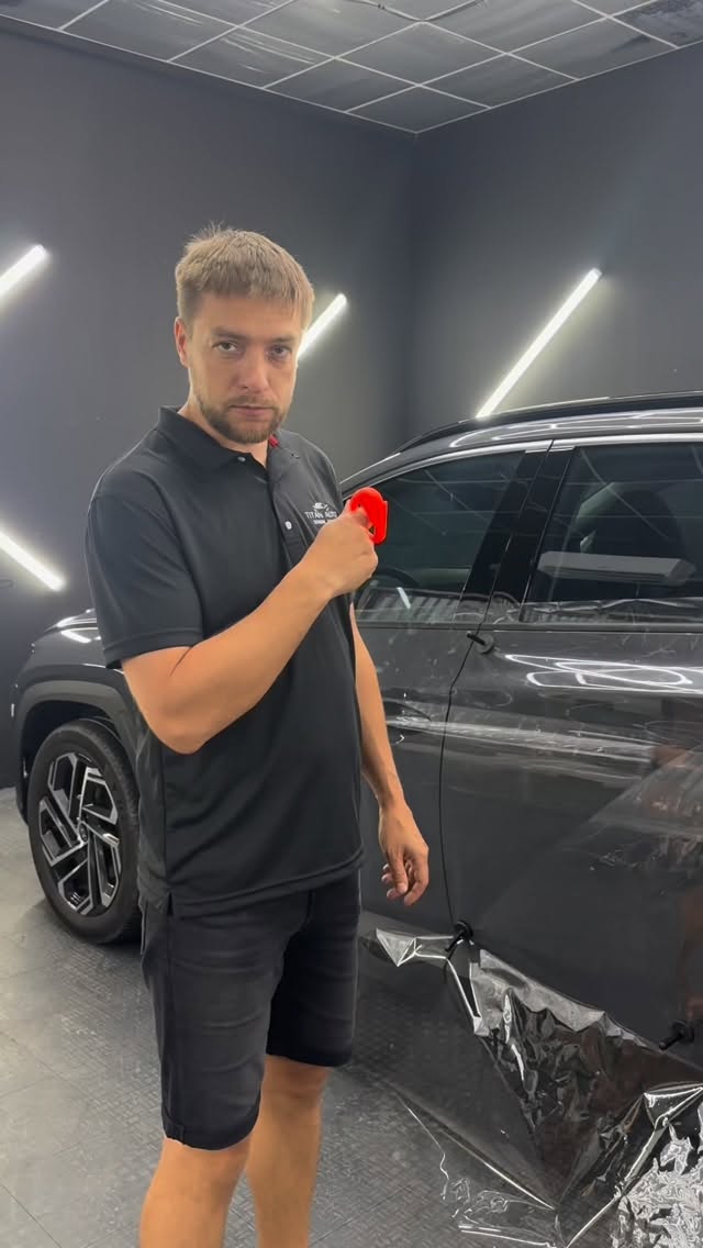 Está es la mejor manera de ahorrar material de PPF al instalar varias piezas en un auto.
🚘✨
#ppf #xpel #cancun #detailing detailingcancun