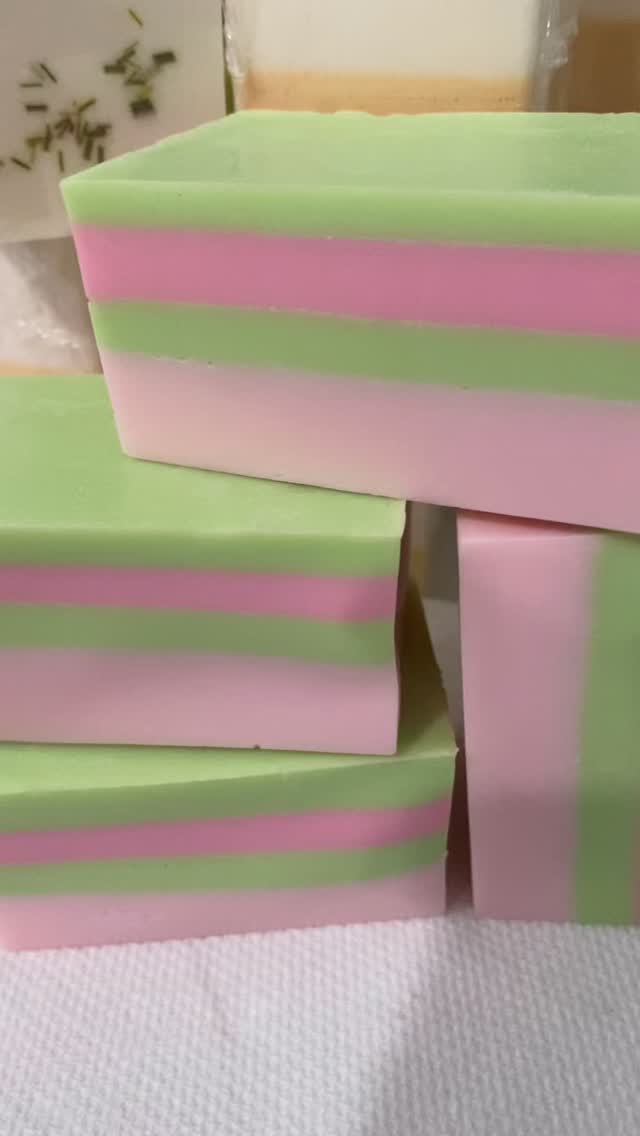 We’re back! Spring has sprung, new soap designs, soap fest loading!