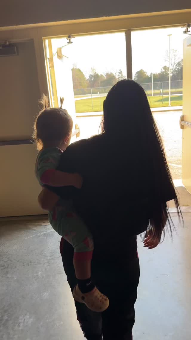 Anyone else stepping into the sun today after being in a ballroom or convention center for 3 days? If so, what comp are you coming from?