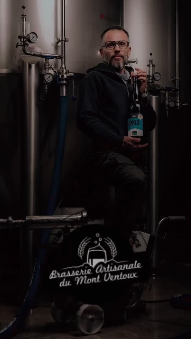 🏃♂️🍺 Après avoir couru
ton RunLagnes ce samedi,
quelle ne sera pas ta joie de te désaltérer au pain liquide :
une bonne bière artisanale,
la meilleure de la région😜
Celle de la @brasserieventoux
Le tout avec des cookies maison,
il est où le bonheur ?
À Lagnes ce samedi 😆
#ventouxprovence #trailetbiere #trailenprovence