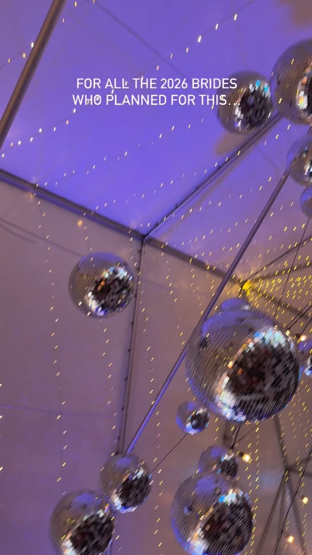 How hyped are you to hit the dance floor???
Obvi marrying the LOYL is the best part of the day…but a dance party with all your closest friends and family—unforgettable 🩵💍
And make sure you hire a content creator for the occasion so you have a library of footage that captures all the dance moves, OMG moments and more.
#jacksonhole #jacksonwy #jacksonholebride #weddingcontentcreator