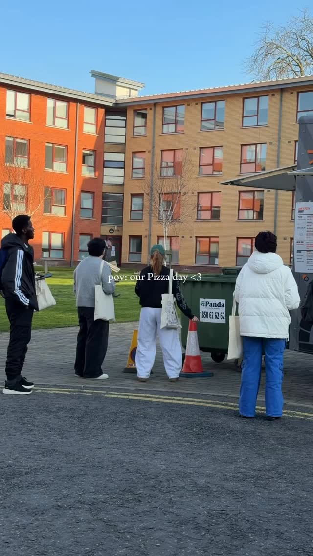 POV From our Pizza day at Hazelwood Student Village!❤️🍕
Good food, great friends, and cheesy smiles all around! 🧀✨@bobspizzadublin
What event should we organise next? 🎉🤔 #hazelwoodstudentvillage