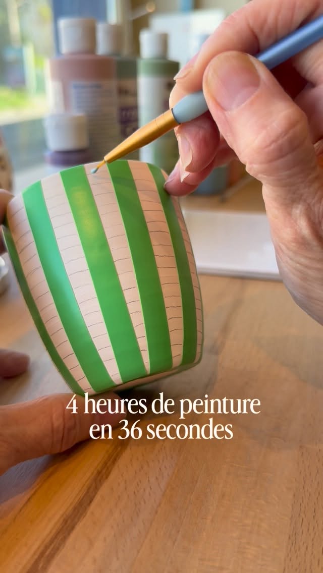Patience, couleurs et beaucoup de détails 💫
Venez à l’atelier créer votre tasse colorée — le résultat en vaut vraiment la peine ! 🌈