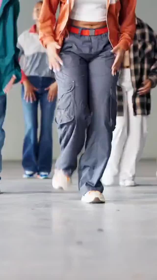 Ready to feel the rhythm and have fun?
Step into our adult street jazz classes where fitness meets friendship! Whether you're a beginner or looking to spice up your routine, our lively community welcomes you. Dance your way to better fitness, new mates, and heaps of fun—all while grooving to fresh beats.
Why just work out when you can dance out? Join us at Stars Performing Arts Academy and let's move, laugh, and shine together!
Link in bio