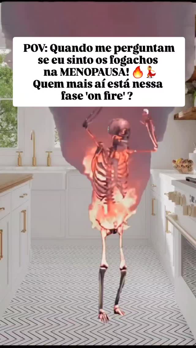 Brincadeiras à parte, os fogachos (ondas de calor) atingem até 80% das mulheres na menopausa.🔥🫠
E não é só o desconforto térmico: o suor excessivo e as mudanças hormonais impactam direto na barreira da nossa pele! 🧴
Mas calma, que tem solução (e não é morar dentro do freezer!) Rsrs.
Você também anda sentindo esses calorões?
Vamos conversar sobre como cuidar da sua pele e do seu bem-estar nessa fase?
#menopausa #sintomasnamenopausa #fogachos #cuidadoscomasaúde