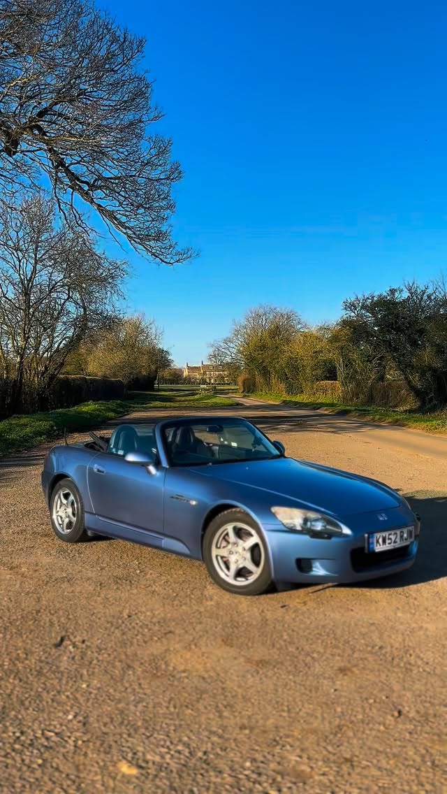 Last weekend I made a purchase of a new car, and having now had it for a week I am convinced it is the perfect car for summer!
Now the fact the weather this week has been the best it’s been all year by some distance, has definitely played a part in making the driving experience incredible. But that said I still think my new Honda S2000 is going to offer an incredible summer of motoring.
Stay tuned for Sunday where I will officially introduce the new S2K!
#honda #s2000 #s2k #classiccar #carreview