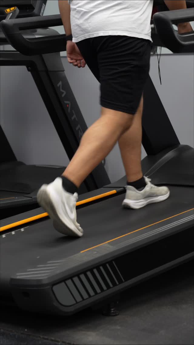 Gym Myth: "You have to do hours of cardio to see results." 🏃♀️💨
The Truth? Cardio is a fantastic tool for heart health and endurance, but it’s only one piece of the puzzle!
At Healthy Balance, we believe in a... well, balanced approach. Combine your treadmill time with strength training to boost your metabolism and feel your best.
Plus, cardio is a lot easier when you're actually having fun doing it!
#CardioMyths #HealthyBalance #FitnessTips #TreadmillTalk #BalancedFitness