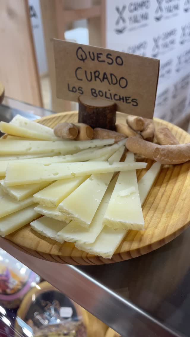 🔴 Último día en Alimentaria Barcelona 2026
Si estás en la feria, hoy es el momento.
Pásate por nuestro stand y descubre de primera mano nuestros quesos, nuevas variedades y todo lo que estamos preparando para este 2026.
🧀 Degustaciones
🧀 Novedades
🧀 Propuestas para distribución
📍 Te esperamos hoy.
No lo dejes para mañana.
#Alimentaria2026
#QuesoManchego
#FeriaAlimentaria
#Gastronomía
#Networking