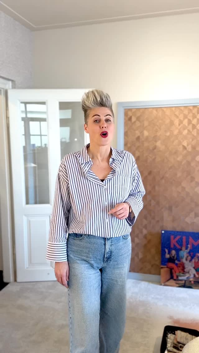 Yes over 2 weken is het zover! 😍
De Open Dag bij Kim&Co Interieurs 💙
Je kunt een goed interieur bekijken op een foto, maar je kunt het beter voelen om te begrijpen wat een goede basis met je doet.
Op Tweede Paasdag 6 april 2026 vieren we ons 12,5 jarig jubileum en openen we onze deuren van de vernieuwde studio, hier in Venray.
Kom gezellig langs om sfeer te proeven en ontdek wat een goed interieur voor jou kan doen 🙌🏼
📅 Maandag 6 april (2e paasdag) | 10.00 - 17.00 uur | 📍Patersstraat 33, Venray
#interieurarchitect #interieurontwerper #interieurstyling #interieurdesign #interieuradvies