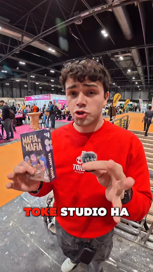 Hoy venimos a contaros algo muy especial y que nos hace muchísima ilusión. La distribuidora @dispersajuguetes ha confiado en nosotros para acoger en su pedazo de catálogo Mafia di Mafia!! 🥹🥹❤️❤️❤️
Como no podíamos comunicar esta noticia a la ligera, hemos ido hasta un lugar muy especial para soltar la info ( @feriainterocio )😱😱
Esto va a marcar un antes y después en el camino de Toke Studio ya que Mafia di Mafia va a poder viajar a vuestras tiendas favoritas por toda España.
Muchísimas gracias a Dispersa Juguetes y a todos vosotros, porque sin vuestro apoyo, nada sería posible. Esta aventura a penas comienza!!! ❤️❤️❤️
#juegosdemesaenespañol #juegosdemesa #estudiocreativo #juegomesa🎲 #juegodemesa