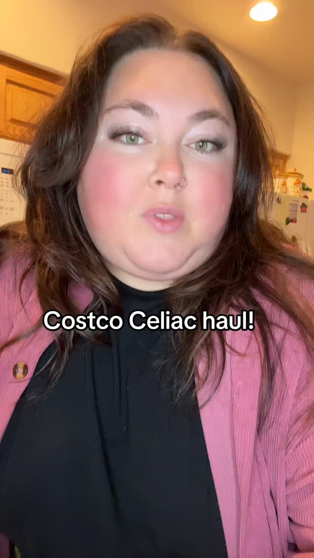 What are your favorite @costco finds?! of course I always love using my Fig app because it helps so much with reading the labels for the celiac disease! @glutenfree.figapp #celiacsafe #figpartner #invisibleillness #celiacawareness