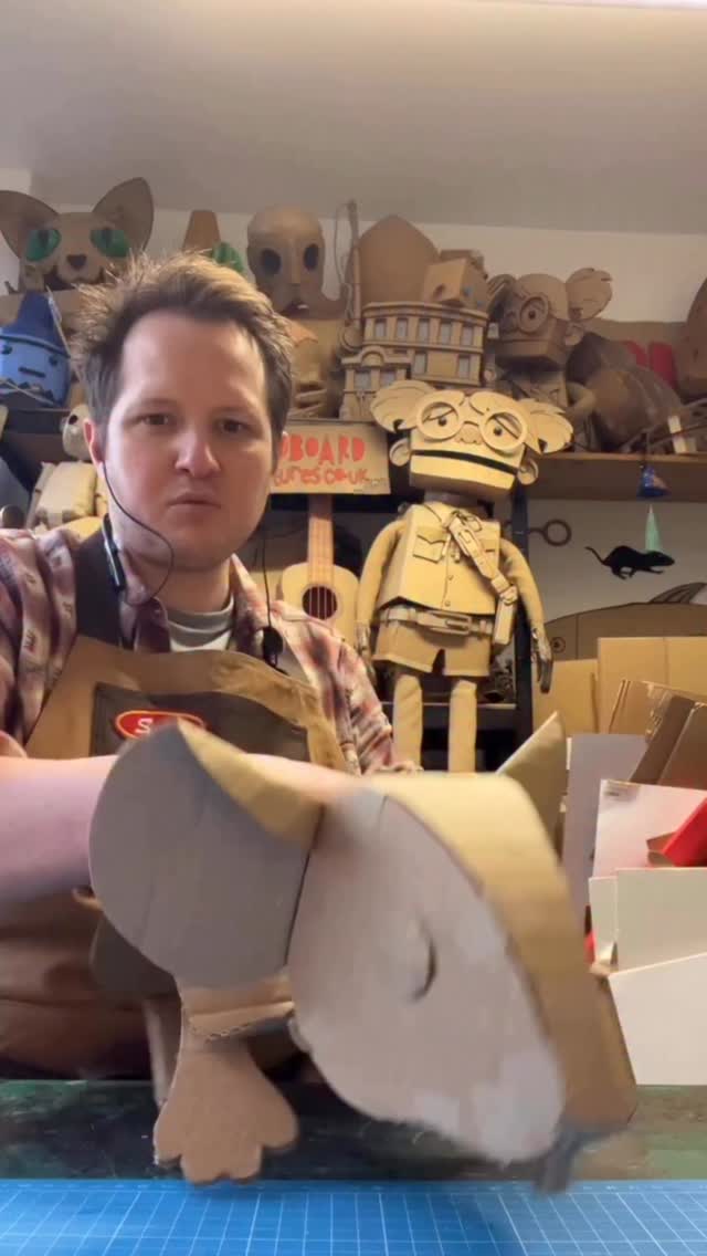 Looking back at my fave CardboardAdventures.co.uk pattern (don’t tell the others tho!) this mouse pattern is lovely in its simplicity!
what should I make next? Any ideas?