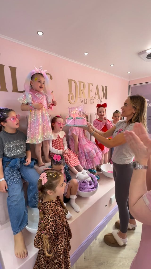 I had to post this ๐ฅฐ look at Rumer prepare for the big blow of the candles and then how proud she is that she blew them all out in oneโฆ. Too cute ๐ฅฐ๐๐ @ashleighcutler #birthdayparty #explore #mobilespaforkids #lilacdreampamperbus