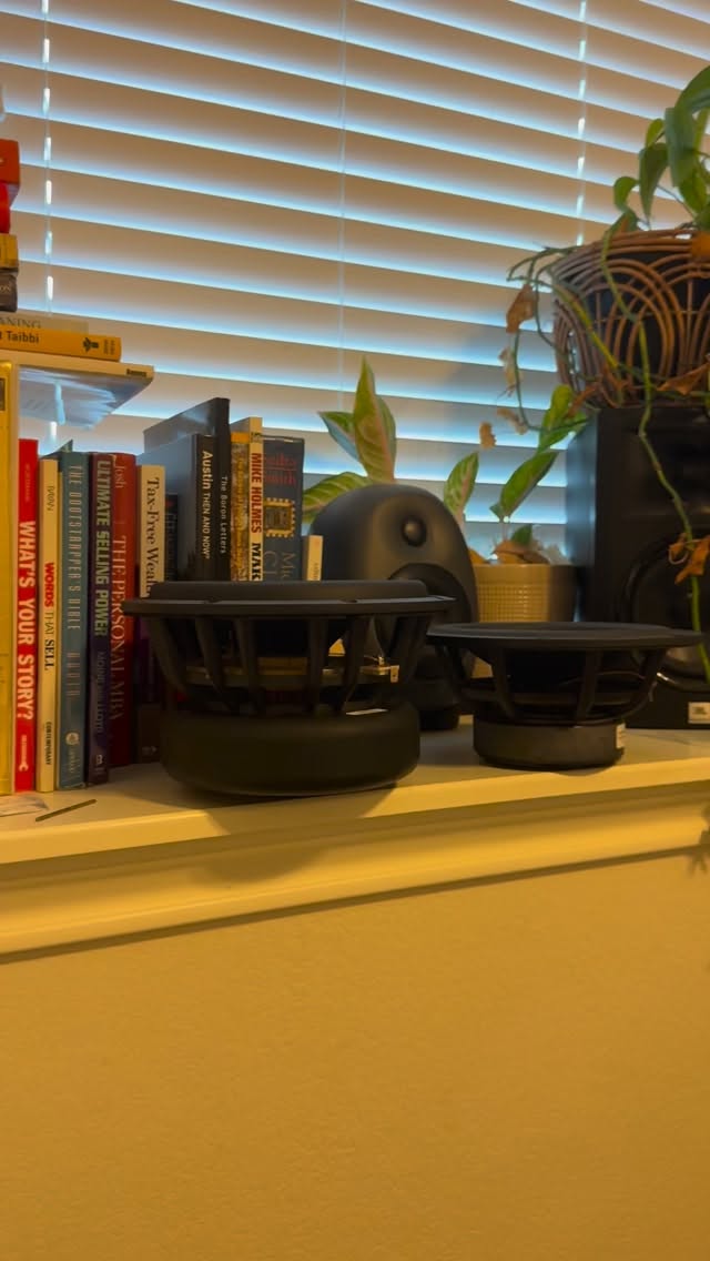 Active vs passive A/B listening test dining @room 1415 jPorter , @axpona 2026 stop by and vote for active or passive#hifi