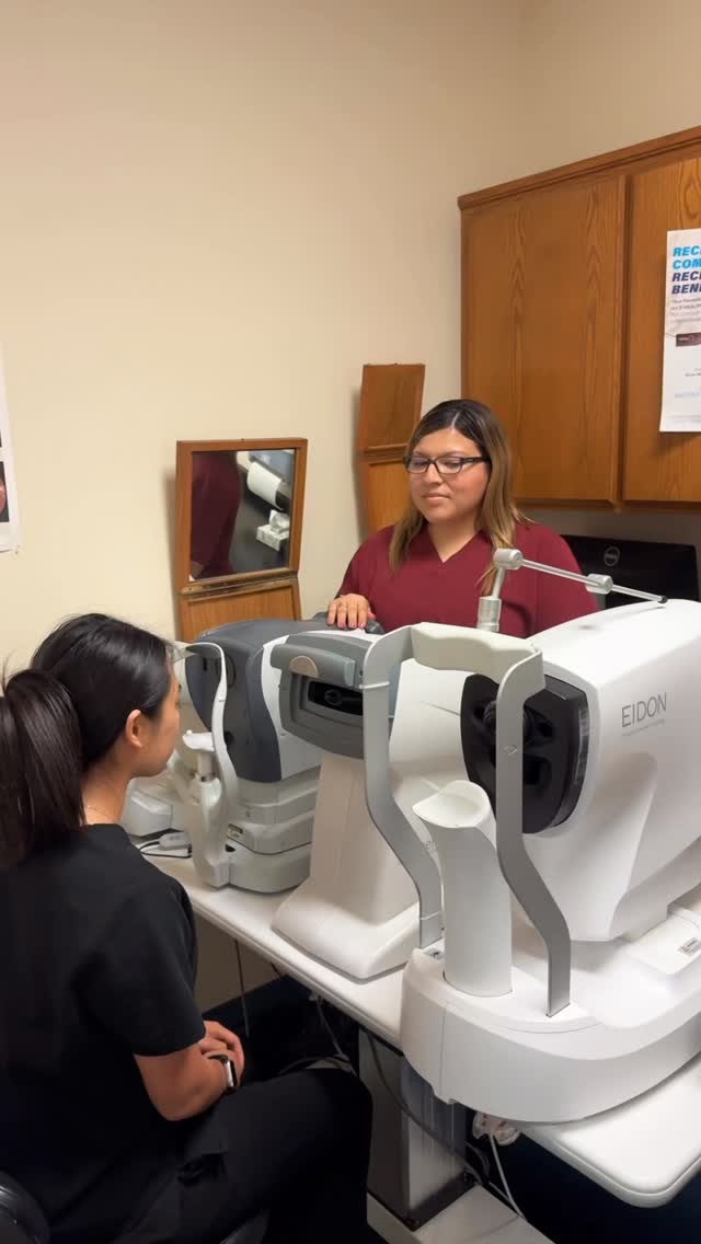 We knowโฆ it *looks* a little scary ๐๏ธ๐
But checking your eye pressure is actually quick, painless, and over in seconds.
Itโs one of the easiest ways we protect your vision long-term ๐
๐
Book your eye appointment today!
#sunsetoptometry #wegotyou #HB