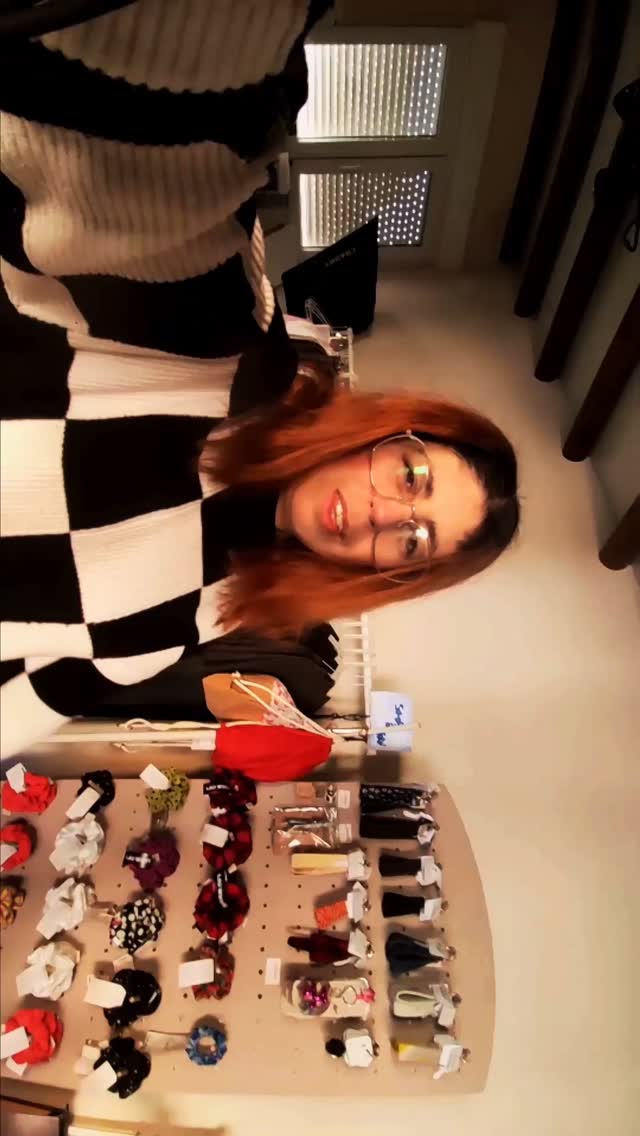 A WEEK W/ME
Otra semana que os llevo conmigo.
Recomendaciones de comida, compras, revisión de los audífonos, puesta a punto en mi pelu de confianza, algo de relax y por supuesto muchos MEGA LOL.