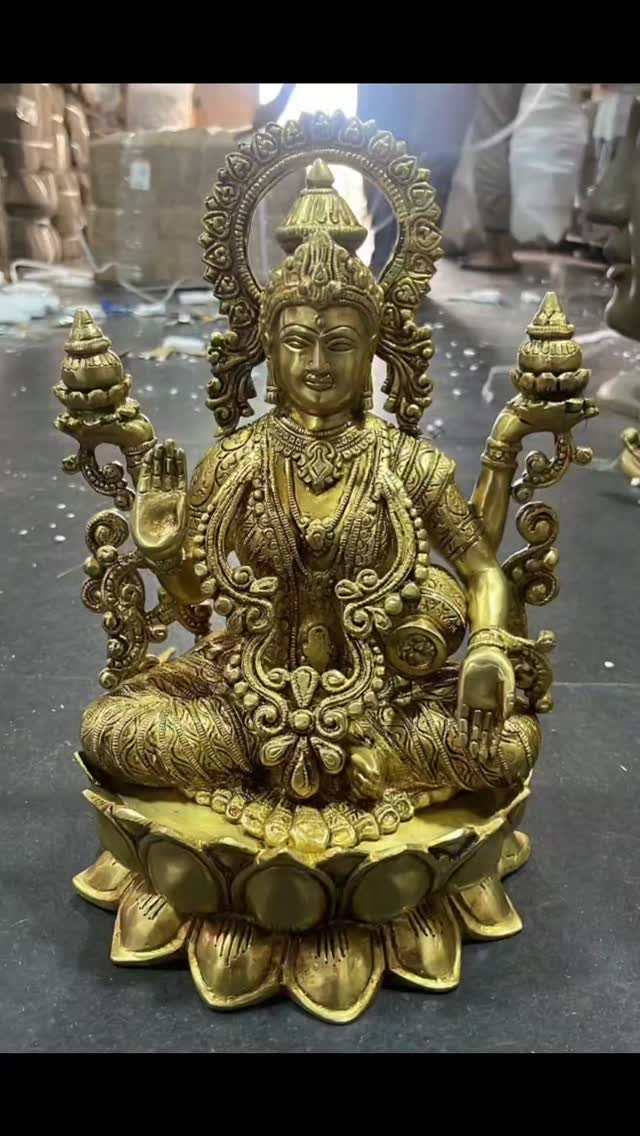 Brass kamal lakshmi idols available now 12 inches
Anyone want so ples contact us on 9221680812
#ecofriendlyganesha #brassidols #idols #handcrafted