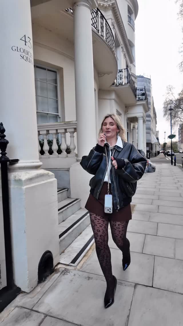 Are you too busy to find your dream home in London?
That’s where I come in.
I help you find the right property (even the ones you won’t see on Rightmove), book the viewings, and guide you all the way through to securing it.
Less stress. Less time wasted. Better results.
If you’re thinking about moving, feel free to get in touch 🤝
#PropertyFinder #LondonProperty #Ahandwithproperty #HomeSearch #propertysearch