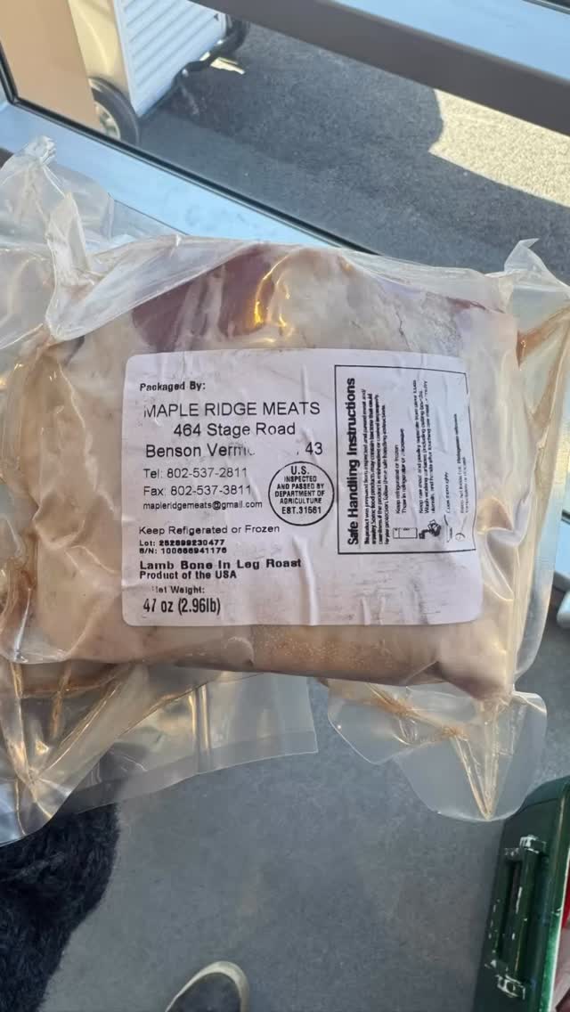 The stomach bug went through our family earlier this week but we are finally on the mend and ready for a beautiful market day!
We have some Lamb Bone In Leg Roasts perfect for your Easter celebrations!
#supportlocal #lamb #easter