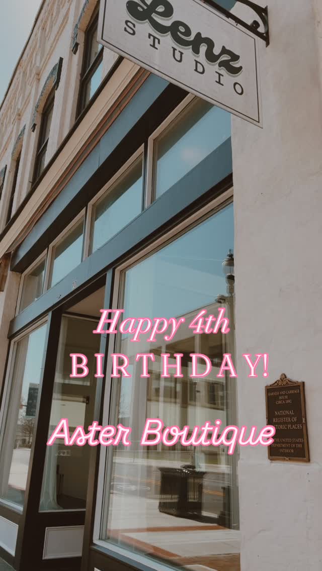 Happy 4th Birthday @shopasterboutique!
We are thrilled to be apart of your day! 🤍
Come see us today at the @thelenzstudio 12-4!
We have awesome vendor neighbors you need to come check out ⬇️
@cgthmjewelry
@littleflower.matcha
#surceescents #shopsmall #downtownconcordnc