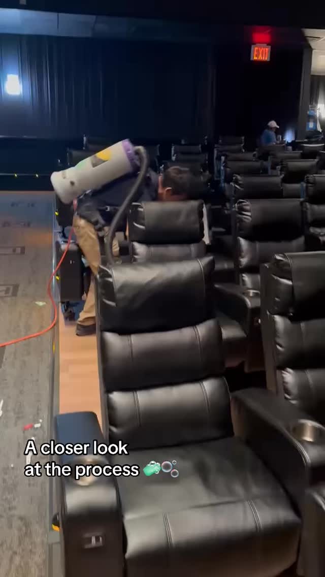 Every space has a process behind it.
Professional theater cleaning in New York City.
#CleaningProcess #NYCServices #CommercialCleaningNYC #FacilityCare