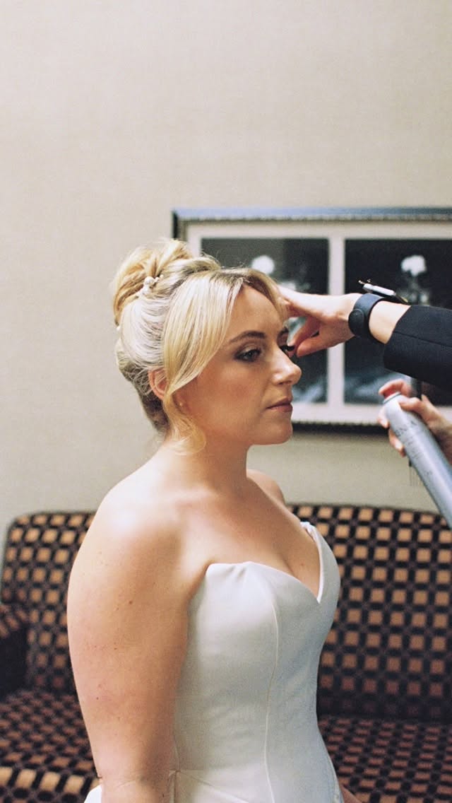 There’s a difference between looking beautiful… and staying that way effortlessly.
Our brides choose extended touch ups not because they have to, but because they understand the value of being supported all day long.
Wind.Heat.Humidity.Happy tears.
The moments you can’t control… quietly handled.
No second-guessing.
No rushing.
No stepping away from the moment.
Just a seamless, elevated experience from start to finish.
Cover photo by @unabridged.photo
Inquire through the link in my bio to reserve your wedding beauty with extended touchups on your date.
#ChicagoBride#ChicagoWeddingHair#ChicagoBridalBeauty#ChicagoWeddingPlanning#ChicagoWeddingVendor