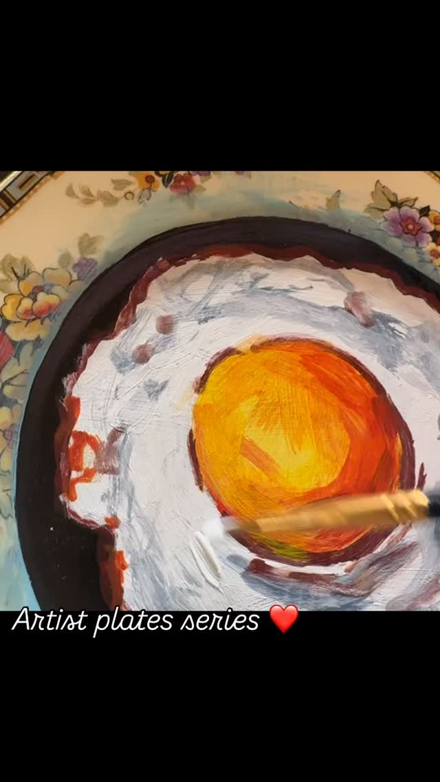 So excited today!!! I get a full studio day painting! Developing my plated series of my favourite things! These will be exhibited in Dunedin in May! Details to follow! I’m aiming for 25 tasting plates! That’s a lot! Considering I’ve been teaching, running workshops and off to tutor at #wanakaautumnartschool in a couple of weeks! A fabulous resin art workshop this weekend and gallery open too! Feeling like winter on the coast today, hope you’re all keeping warm ❤️
#littleredcabooseartgallery #orepuki #mixedmedia #mixedmediaart