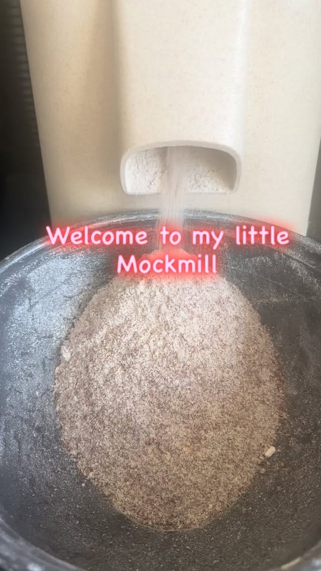 This is where I mill my rice and this beautiful grain called Black Wheat. This goes into my Health Loaf as well as other types of grains. This is grown not that far from me. It’s beautiful, it’s like rye grain but it isn’t. Bought it from @hodmedods which is a fantastic business helping farmers grow variety wheats that help our diversity in our countryside. Go have a look at what they do, it’s just fantastic ❤️