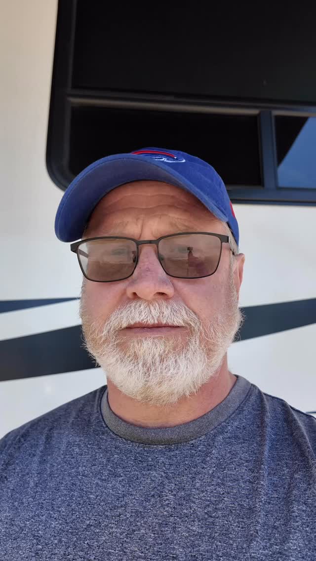 If you have the Rhino Sewer Adapter pro, do you love it, or do you hate it? Drop us a comment below and let us know your opinion.
#happilyonthemove #rvlife #rvliving #lifeontheroad #retiredtravelers