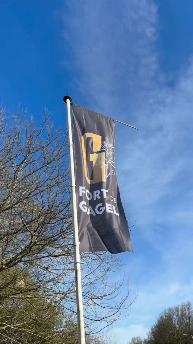 De CakeBar op deze toffe locatie!
.
.
De CakeBar mocht op het jubileumfeest van @aboutgrc op de prachtige locatie van @fortdegagel
.
.
Benieuwd naar meer beelden van de inzet op dit evenement, houdt de socials in de gaten voor mee sfeer beelden
.
.
#decakebarvannederland #cakebar #glutenvrijecakebar #cakemehappyglutenfree #lovetobakeyouhappy