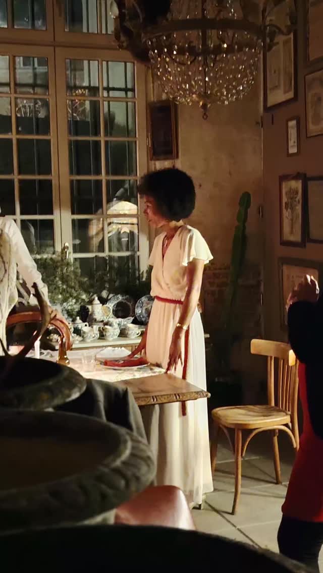 « Il y a des rencontres qui n’élèvent pas la voix…Mais le niveau de conscience de chacun autour de la table. »
✨ Prochain Dîner Confidentiel N°4.
L’Art de la rencontre au-delà des apparences.
Places limitées à 10 personnes
📍 Vendredi 3 avril 2026 au Manoir Antiquités situé aux Carmes à Toulouse de 19h30 à 23h.
La Maison Aux Trésors est un terrain d'élévation pour les personnes qui choisissent de se révéler
#révélerlessentiel #instantsprecieux #entrepreneuriat #developpementpersonnel #elevation