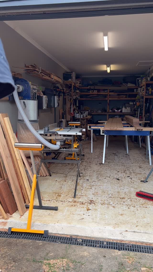 A glue up from start to finish! Firstly running all board through the table saw to size them then through the thicknesser to ensure they are all level. The some @festool_australia dominos for laminating and into the clamps where you get a perfectly flat top ready to be cut and wrapped around the buffet cabinetry. Even got a hard rated slushie delivered mid way to keep me going 👌
.
.
.
.
.
#interiordesign #bespoke #furnituredesign #buffet #trending