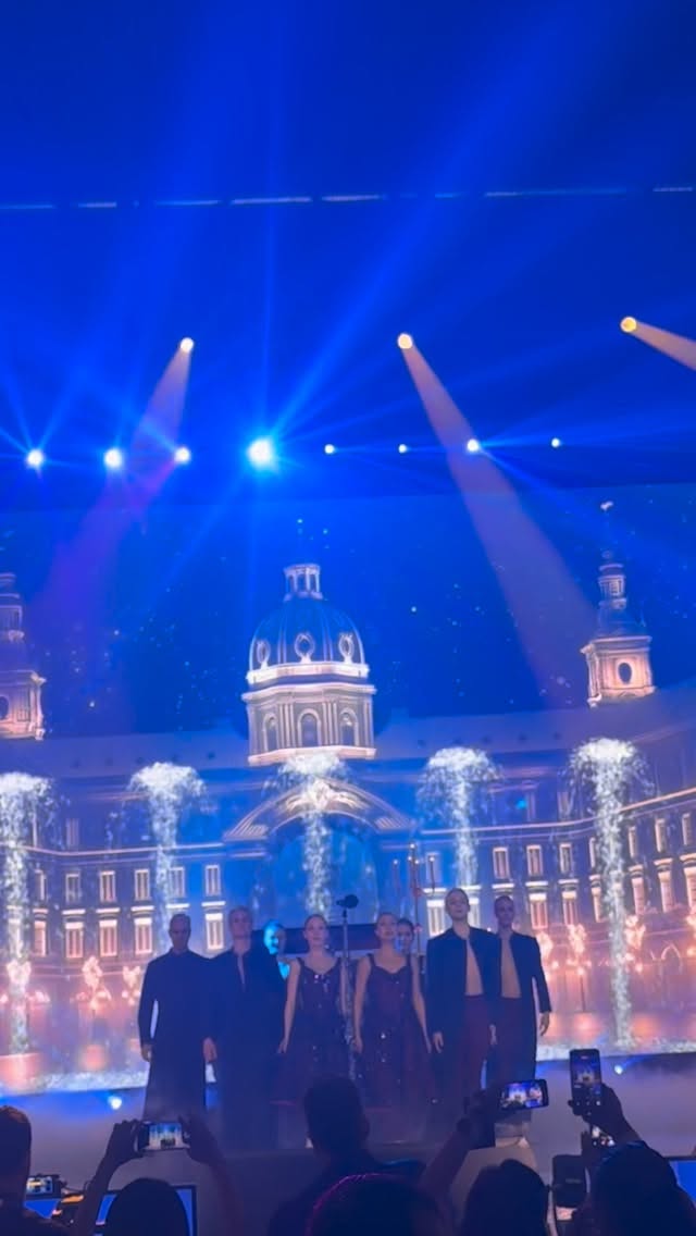 DJ AMADEUS Opening Show – Mark Hughes Leadership Bonus Award 2025
A huge thank you to Herbalife for this spectacular project and to YamYam Productions for the opportunity to be part of it.
Thanks to John Martinez, Richard Vanryne, Mischa, and his amazing dancers from the Vienna State Ballet for bringing this show to life.
What a night. What a team. What an energy. 🔥
#djlife🎧 #thankyoumusic #liveperformance