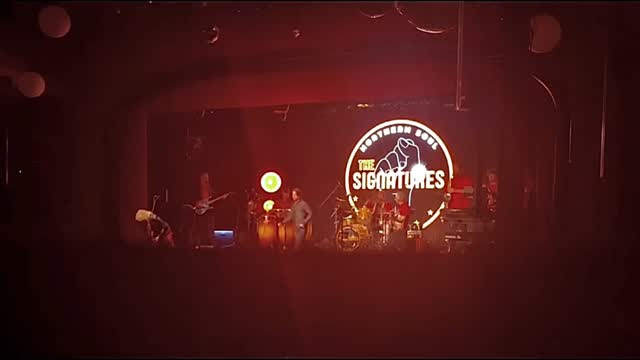 Nothing beats live #NorthernSoul by the sea. 🌊 The Signatures performing Larry Clinton’s She’s Wanted (in Three States), also covered by Eddie Holman who we’ve previously preformed it with, live at @thecromerpier 21/03/2026 🚨🎼