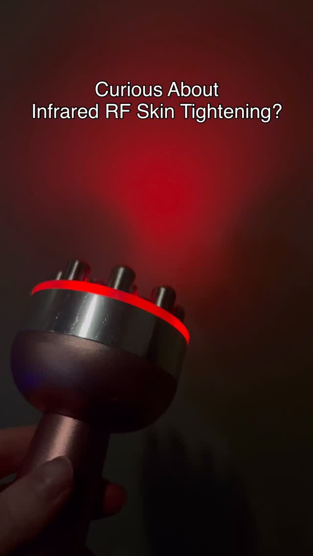 ✨ Lift, tighten, glow ✨
Our Infrared RF Skin Tightening treatment is your secret to firmer, smoother, more youthful-looking skin—no needles, no downtime. Using advanced heat technology, we stimulate collagen deep within the skin to naturally contour and rejuvenate your glow.
Say goodbye to fine lines and hello to confidence 💫�Book your glow-up today!