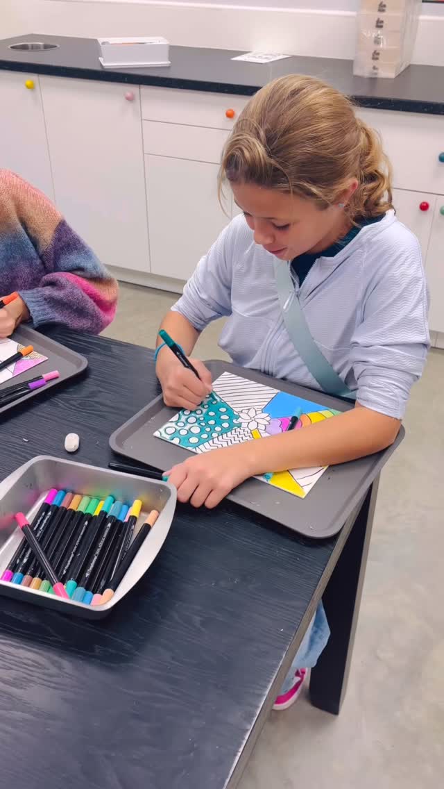 Join us this Spring for an art class like no other! At the DabbleLab, we love to get creative with our students and encourage individuality and expression! Each week we create a one-of-a-kind project to help foster a love for trying new things and expanding our crafting wheelhouse.
If you have a little one who you think would love to dabble with us…sign up today on our website! It’s easy. Just visit our “classes” page to find your age group and get started 🥰 #districtdabblelab
#bethesdamd #kidsartclass #dmvkids