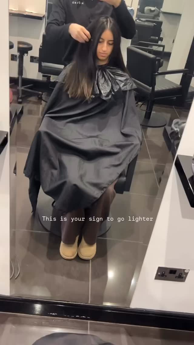 If you’ve been thinking about it… this is it 🤍
#moskohair #edinburghhair #edinburghsalon #balayageedinburgh #edinburghcolourist