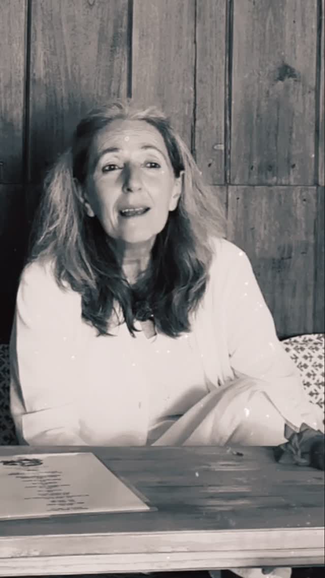 My dear friend Anna Dolliani sharing her recent inspirations and insights on how easy and natural it is for us to experience the true blissful self beyond the endless stories and thoughts of the ego mind.