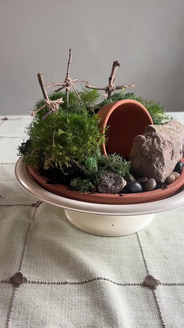 Easter is all about Jesus Christ!
Head outside, gather your family, and create simple, joyful moments to learn about Him together.
What can you do to help your family come closer to Him this Easter?