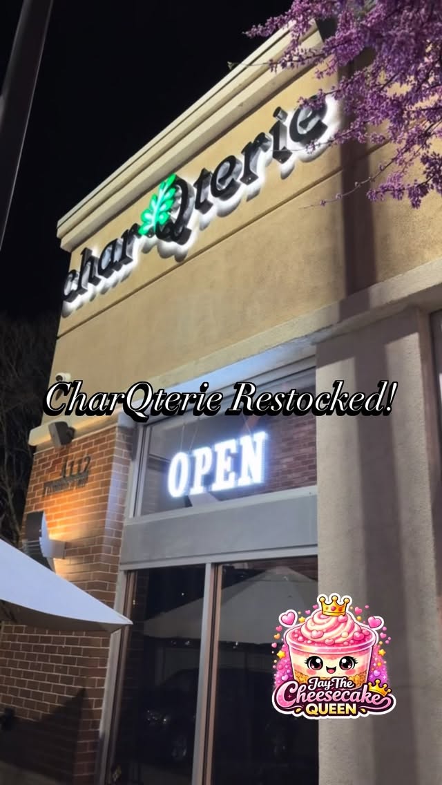 Natomas—CharQterie is RESTOCKED! 🚨💗
Back in stock right now:
🍋 Key Lime
🍓 Strawberry Crunch
🍫 Oreo Chocolate
Grab yours before they’re gone (because y’all be moving FAST 😮💨🔥) Tag me when you find them!
#JayTheCheesecakeQueen #Natomas #SacramentoEats #CheesecakeCups #RestockAlert