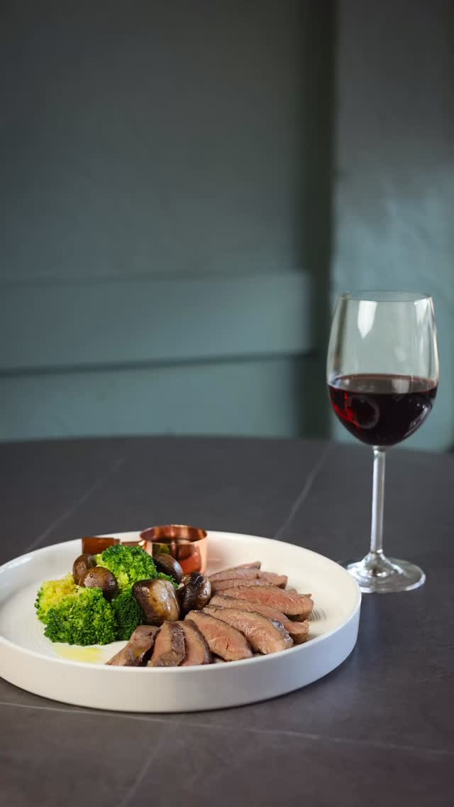 Charcoal. Fire. Precision.
Lamb backstrap, grilled over open flame,
rested just right… tender, blushing pink.
Finished with our signature prune red wine jus —
rich, deep, and quietly indulgent.
Simple plate. Serious flavour.
🍷 Best enjoyed with a glass of red.
#BellezzaMalvern #MelbourneEats #CharcoalGrill #LambBackstrap #HiddenGem