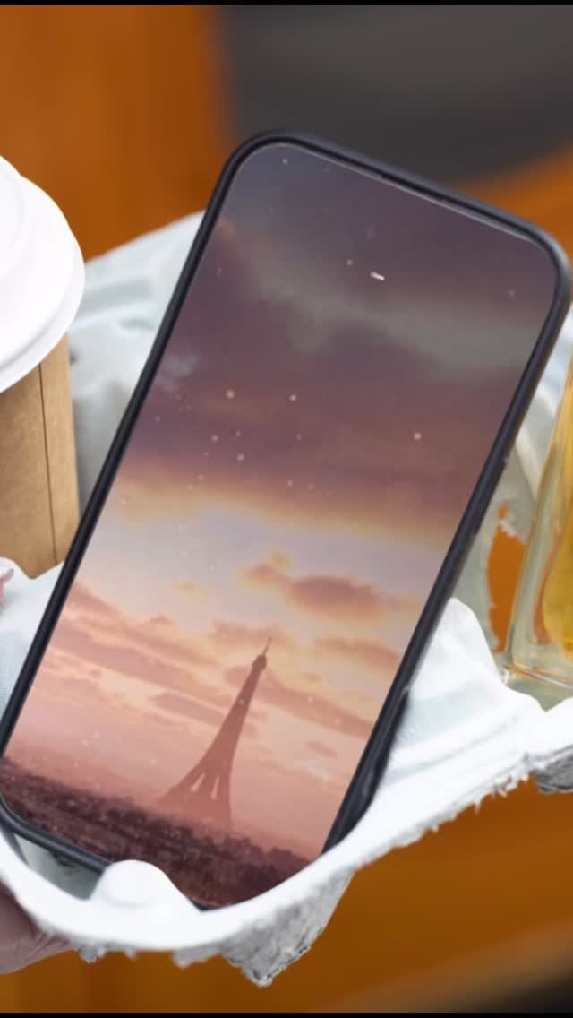 The only notification we want to receive ✨. Prepare to restock on all your Kérastase favorites in salon 🏃🏼♀️🏃♂️. Stay tuned!
#KérastaseSalon #KFriendsandFamily