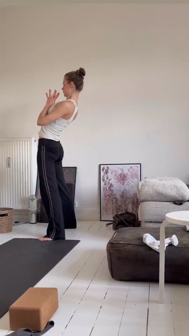 scarry af
#yogapractice #backband #yoga #yogacopenhagen #daily