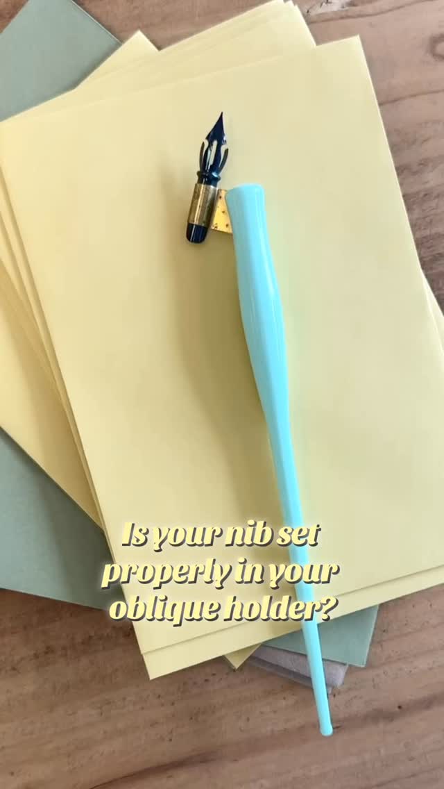 Itâs often not your skill⌠itâs the setup.
Getting your nib sitting in the right place in your oblique holder can instantly make your strokes feel smoother and more controlled.
These are exactly the kind of things we guide you through in our Next Steps workshops â the small details that change everything.
⨠Stourbridge â 8 April
⨠Oakham â 9 May #moderncalligraphy #obliquepen #stourbridge